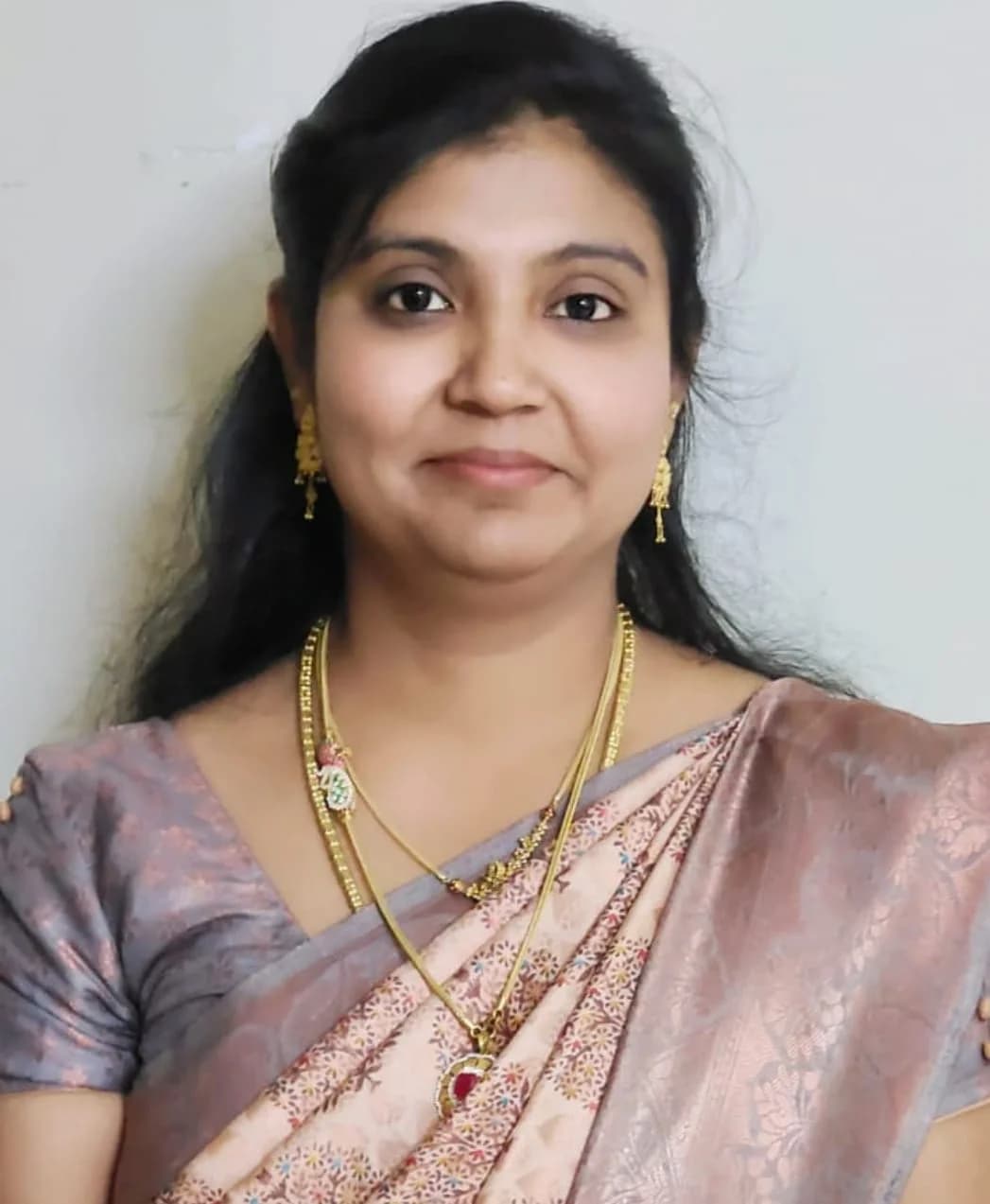 R. Minu Elizabeth